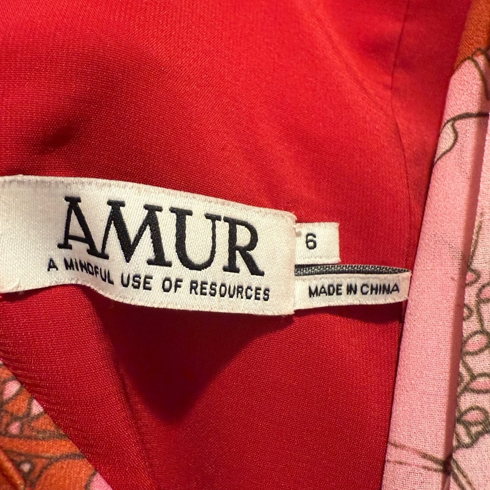 AMUR Deep V Pleated Gown - Picture 8 of 8